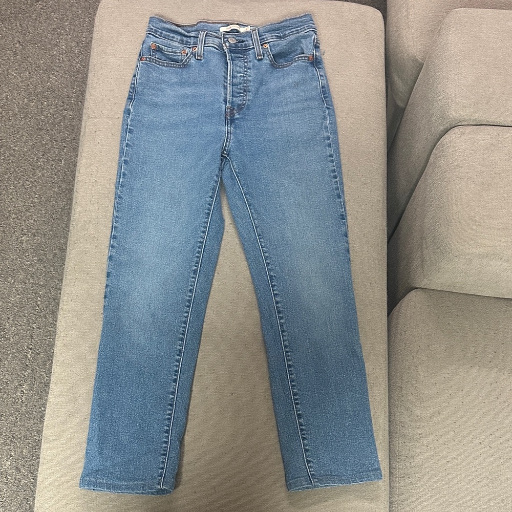 Levi's Wedgie Straight Fit Jeans - Size 27
